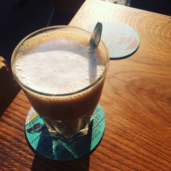 Cafe Bunna - Chaï latte amande, tout simplement divin! - Breakfast & Brunch Near Me - Annecy, 74 Cafe Bunna - Chaï latte amande, tout simplement divin! - Breakfast & Brunch Near Me - Annecy, 74