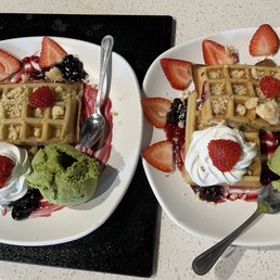 Waffle and matcha ice cream. Tastes just as good as it looks! Waffle and matcha ice cream. Tastes just as good as it looks!