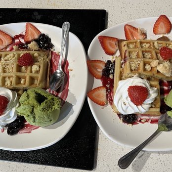 ShaBuShi - Waffle and matcha ice cream. Tastes just as good as it looks! - Japanese Near Me - Los Angeles, California