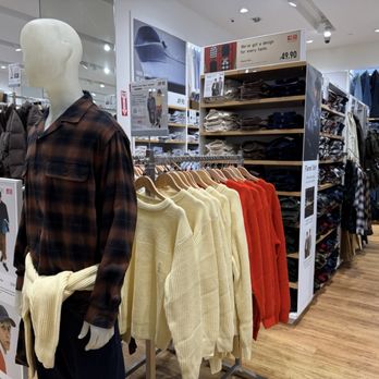 Uniqlo - Accessories Near Me - Torrance, California Uniqlo - Accessories Near Me - Torrance, California