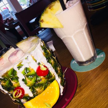 Bahama Breeze - Bars Near Me - Gainesville, Florida