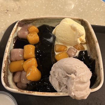 Meet Fresh - grass jelly - Desserts Near Me - Cupertino, California Meet Fresh - grass jelly - Desserts Near Me - Cupertino, California