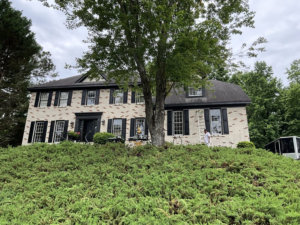 Slide of Lynn's Home Improvement