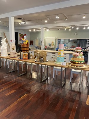 Charm City Cakes by null