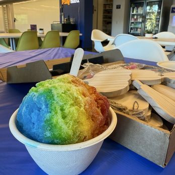 Auntie Viv's - Rainbow shaved ice - Shaved Ice Near Me