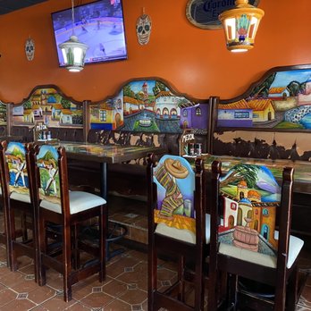 Fresh Guacamole Tequila & Bar - Colorful seating but The upholsterer needs to be redone - Mexican Near Me - Ormond Beach, Florida Fresh Guacamole Tequila & Bar - Colorful seating but The upholsterer needs to be redone - Mexican Near Me - Ormond Beach, Florida