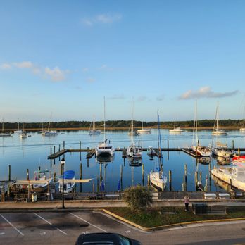 Inlet Inn - The perfect View from the window - Hotels Near Me - Beaufort, North Carolina Inlet Inn - The perfect View from the window - Hotels Near Me - Beaufort, North Carolina