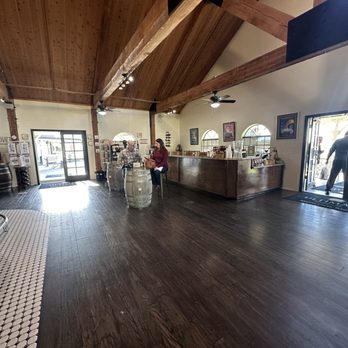 Ultimate Vineyards - Inside - Wineries Near Me - Temecula, California