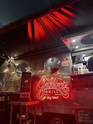 Garbo's Grill @ Hanks! by null