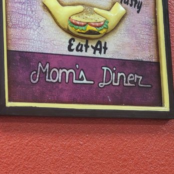 Mom's Diner - Diners Near Me - Pahrump, Nevada