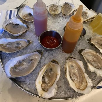 Little Whale - Oyster with the day - Bars Near Me - Boston, Massachusetts Little Whale - Oyster with the day - Bars Near Me - Boston, Massachusetts