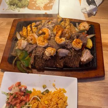 Las Carretas Mexican Restaurant - Fajitas - Mexican Near Me - Gainesville, Florida Las Carretas Mexican Restaurant - Fajitas - Mexican Near Me - Gainesville, Florida