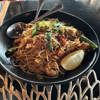 P.F. Chang's - Singapore street noodles - Chinese Near Me - Fort Worth, Texas P.F. Chang's - Singapore street noodles - Chinese Near Me - Fort Worth, Texas