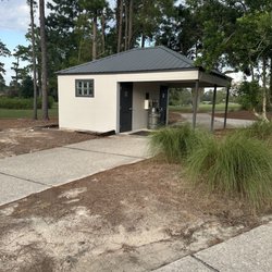 Mark Bostick Golf Course - Restroom along the course