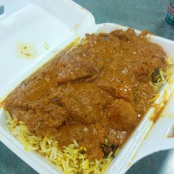 Continental Salt N Pepper - The butter chicken on a bed of chicken biryani! Yummy :)