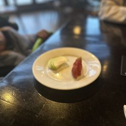 Kids appetiser: sliced fruit!