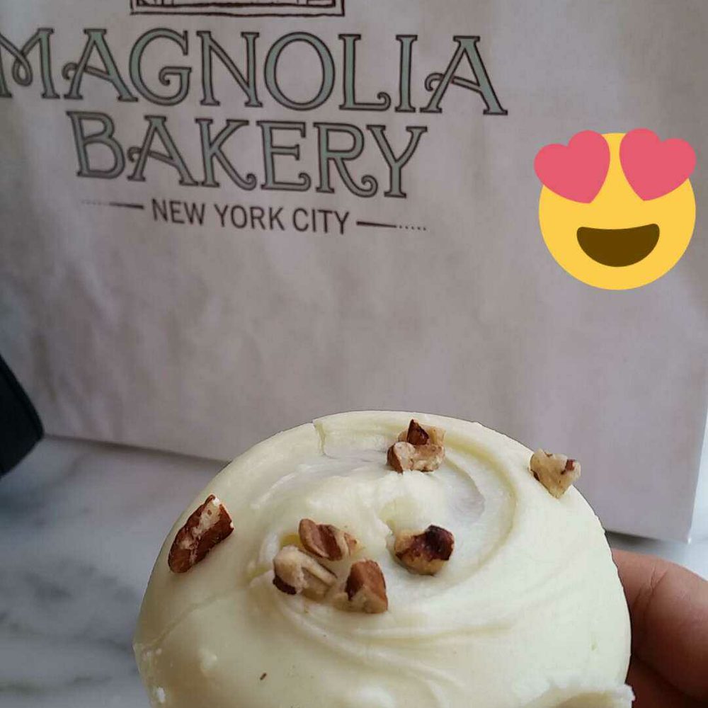 Magnolia Bakery - Hummingbird cupcake. So delicious!! - Bakeries Near Me - Chicago, Illinois