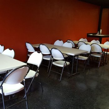 Barabicu Smokehouse - Seating - Barbeque Near Me - Parma, Ohio