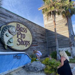 Bass Pro Shop