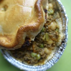 Stone & Thistle Farm - Beef curry pie
