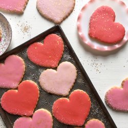 Cotton-Top Pastries - Gilded Valentine's Day Sugar Cookies