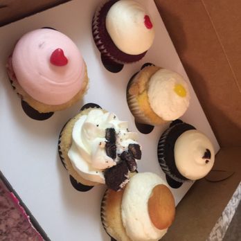 Cupcake People - Gorgeous cupcakes - Bakeries Near Me - Lawrenceville, Georgia