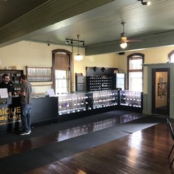 Unique eCigs