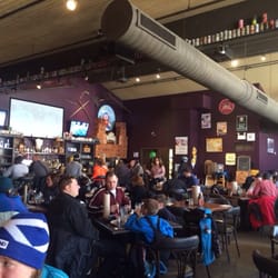 Kink Bar - Best place to eat on the mountain