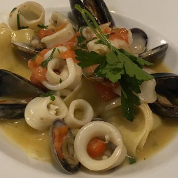 Alessandro's Italian - Italian Near Me - Manhasset, New York