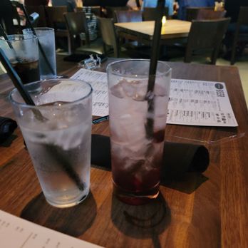 Yard House - New American Near Me - Tucson, Arizona