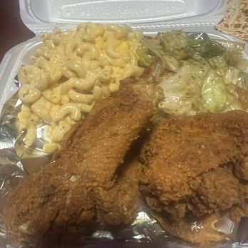 Murphy's Mansion - Soul food - chicken, mac n cheese, cabbage - Lounges Near Me - Dallas, Texas Murphy's Mansion - Soul food - chicken, mac n cheese, cabbage - Lounges Near Me - Dallas, Texas