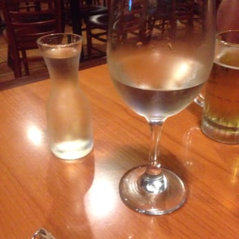 Jersey's Wings - 2 for 1 house wine on Wednesdays - Sports Bars Near Me - Pembroke Pines, Florida Jersey's Wings - 2 for 1 house wine on Wednesdays - Sports Bars Near Me - Pembroke Pines, Florida