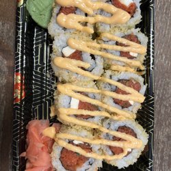 Tokyo Express - Supposed to be a crunchy spicy tuna roll.
