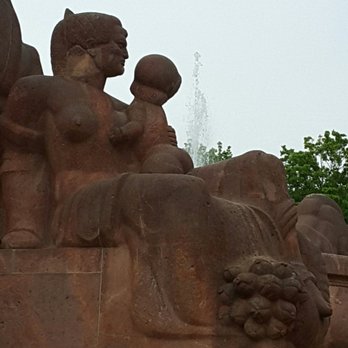 Stierbrunnen - Landmarks & Historical Buildings Near Me - Berlin, BE