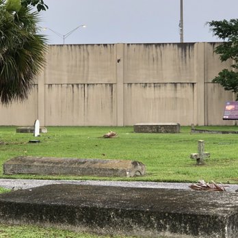 Barton Memorial Park Cemetery - Funeral Services & Cemeteries Near Me - Boynton Beach, Florida
