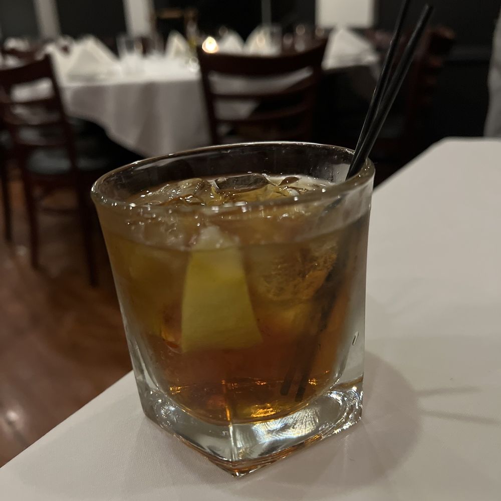 Carmine's - Man O' War - Italian Near Me - Chicago, Illinois