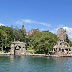 Rockport Cruises - Castle side view