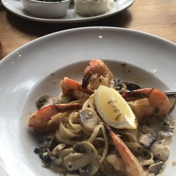 Rock'N Fish - Rock'N scampi - Seafood Near Me - Manhattan Beach, California