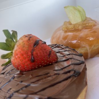 Torys Hot Mini Donuts and Coffee - Donuts Near Me - Debary, Florida Torys Hot Mini Donuts and Coffee - Donuts Near Me - Debary, Florida