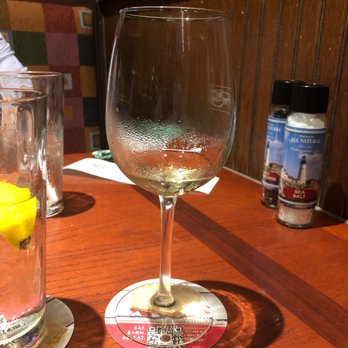 Red Lobster - Seafood Near Me - Aurora, Illinois