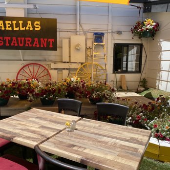 Paellas Restaurant - Outdoor seating - Spanish Near Me - Winter Park, Colorado