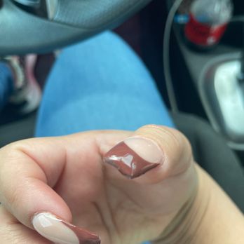 Genova Nail Spa - Nail Salons Near Me - Pearland, Texas