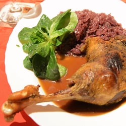 Restaurant Goldnes Fass - Gänsekeule mit Rotkraut