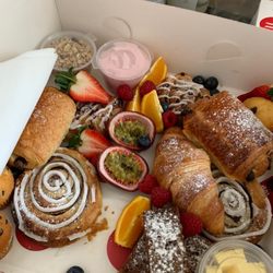 Top Nosh - Brunch Grazing Box