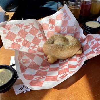 Harpoon Brewery - Breweries Near Me - Windsor, Vermont