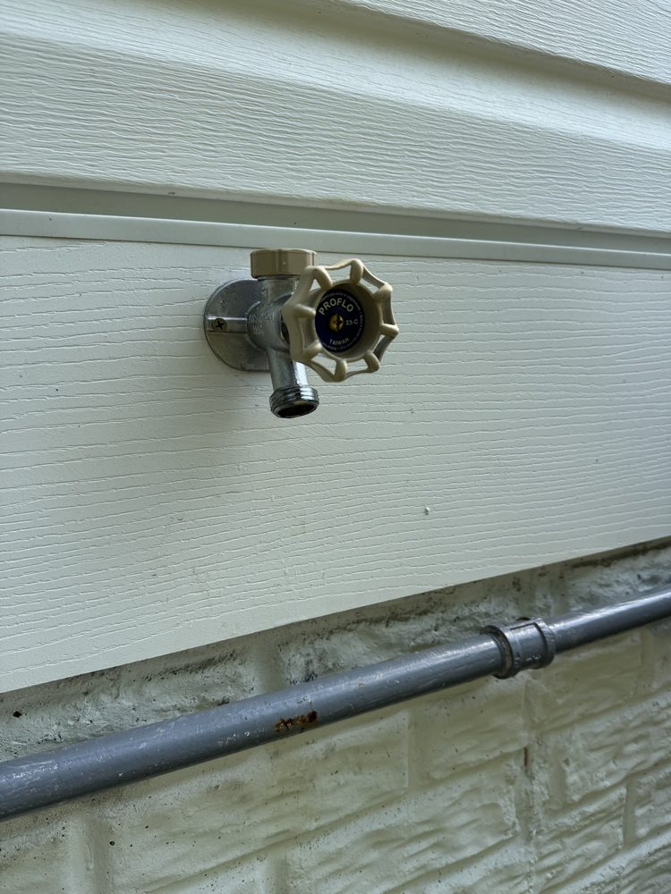 Slide of Michael & Son Services Fredericksburg