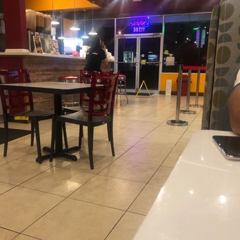 Maxi Arepa - Inside - Venezuelan Near Me - Miramar, Florida