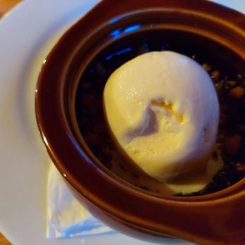 Whale’s Rib Tavern - Under the ice cream are wild blueberries and strusel - Wine Bars Near Me - Deer Isle, Maine Whale’s Rib Tavern - Under the ice cream are wild blueberries and strusel - Wine Bars Near Me - Deer Isle, Maine
