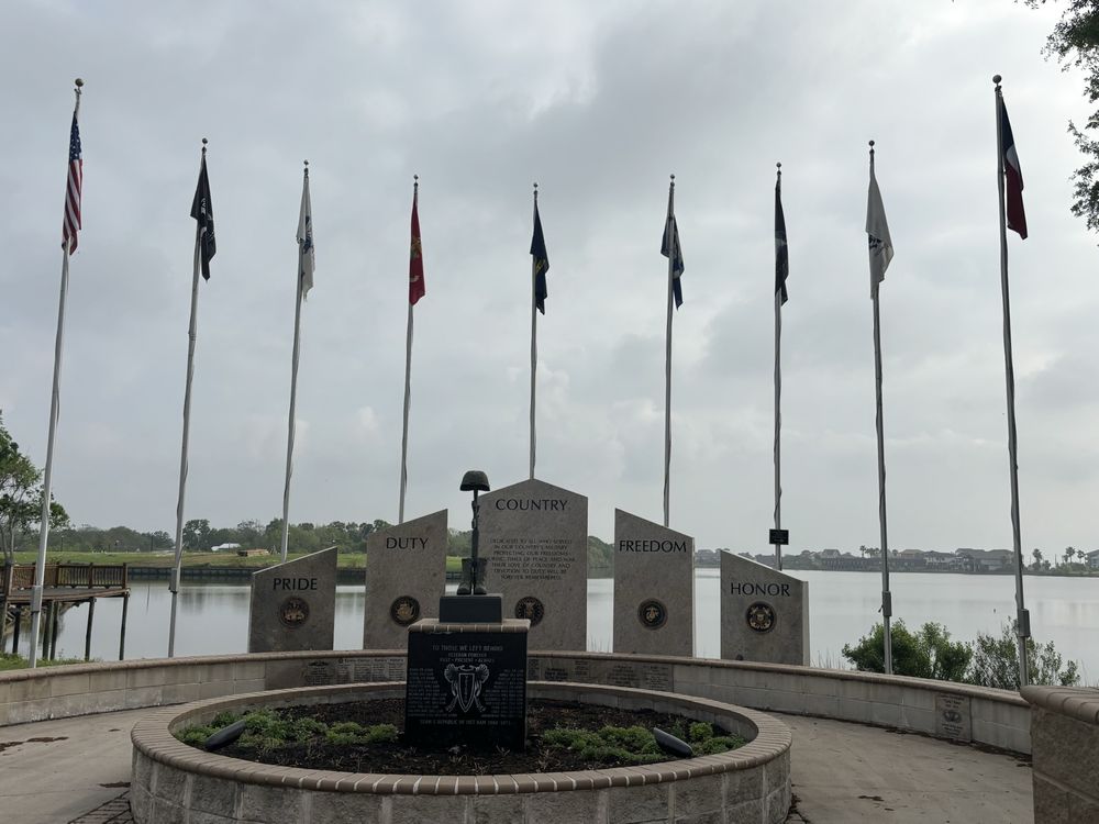 Veterans Memorial Park Logo