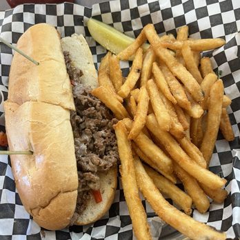 McSeagull's Restaurant - Cheesesteak - Seafood Near Me - Boothbay Harbor, Maine
